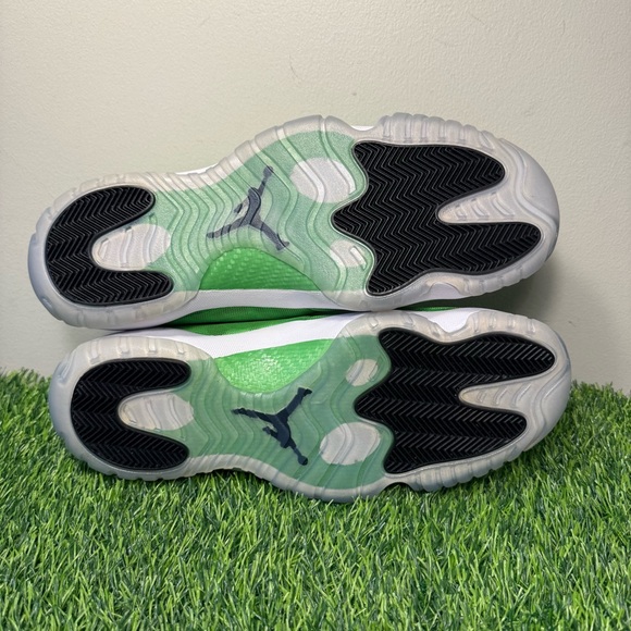 Nike Air Jordan Future Low Light Poison Green Pulse Camo - Picture 8 of 11